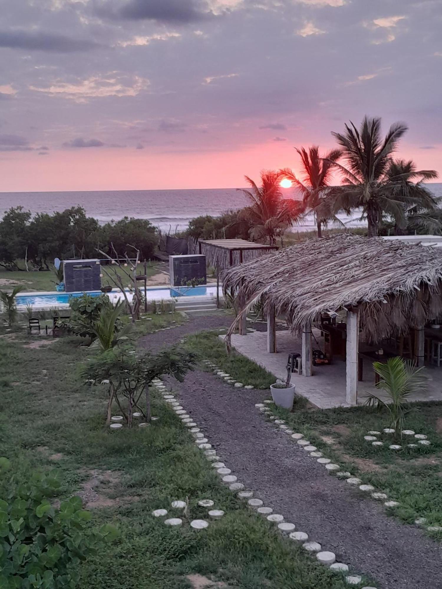 Tres Velas Surf Celestino Gazca Villasenor Exteriér fotografie